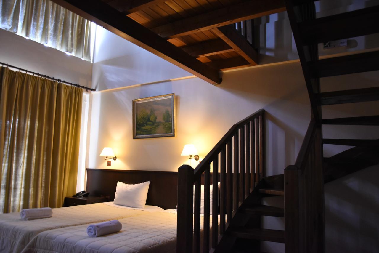 גורה Olvios Hotel מראה חיצוני תמונה